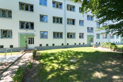 Schöne 2 1/2-Zimmer Wohnung mit Balkon