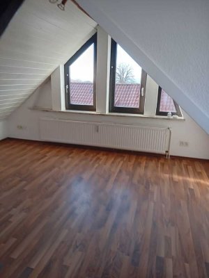 Dachgeschosswohnung 1.Zimmer KoNi.- Bad