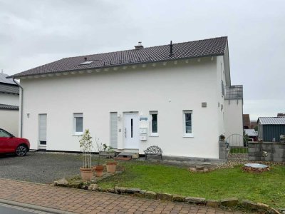 Tolles 2-Familienhaus in bester Lage von Neunkirchen mit herrlichem Blick i
