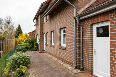 *** TOP LAGE mit BALKON und STELLPLATZ so RUHIG und ZENTRAL ***