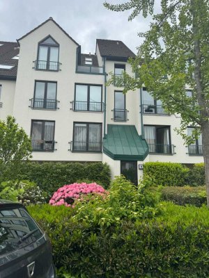 Modern möblierte 1-Zimmer-Wohnung, provisionsfrei mit Terrasse & Tiefgarage Düsseldorf-Mörsenbroich