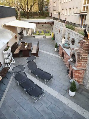 Modernisierte 2,5-Zimmer-Wohnung mit Terrasse und Einbauküche in Erlangen