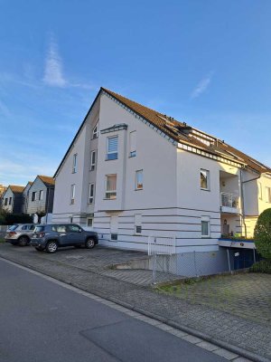 Ansprechende und vollständig renovierte 2-Zimmer-Wohnung in Rodgau