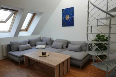WG-Zimmer in Penthouse-Maisonette mit Dachterrasse – KTV, DG, gehoben