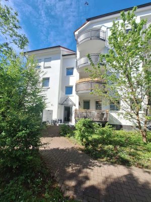 Schönes Appartment mit großem Balkon in ruhiger Lage