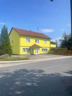 Von Privat, top modernisiertes, Ein - Zweifamilienhaus, voll unterkellert, Nähe Klagenfurt