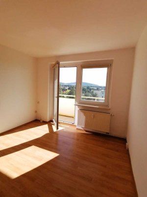 ***Studenten aufgepasst!***  ab Oktober -  1-Raumwohnung mit Singleküche, Balkon und Aufzug