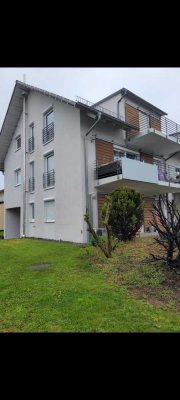 Ruhige 4-Zimmer-Wohnung mit Bergsicht