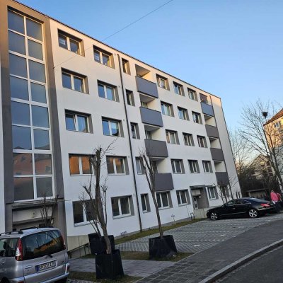 BITTE BEI INTERESSE Gleich die Mieterselbstauskunft ausfüllen & SCHUFA mailen