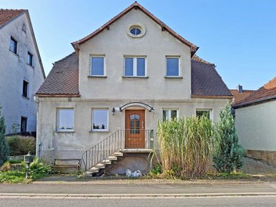 Ein Zuhause für Ihre Familie - Saniertes EFH mit Garten