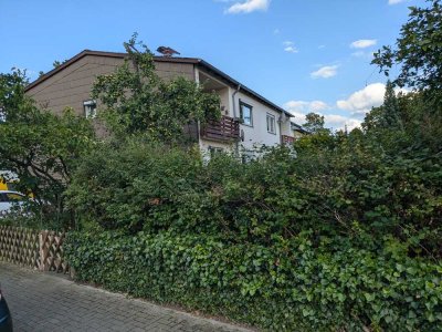 1-2 Familienhaus mit großem Sonnengrundstück