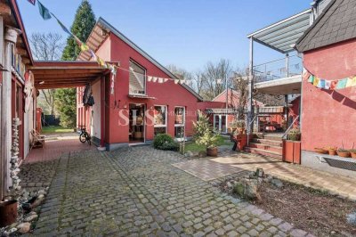 Einzigartiges Anwesen: Altbau, moderner Neubau & geschützter Garten in Marl-Drewer