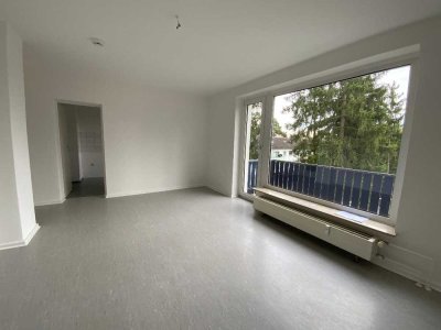 Helle 3-Zimmer Wohnung mit Balkon im Pinienhain zu vermieten