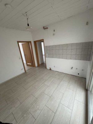 Charmante, lichtdurchflutete 2-Zimmer-Wohnung in ruhiger Lage zu vermieten