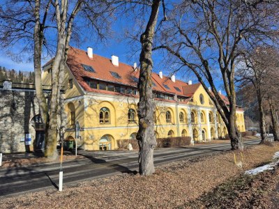 3 Zimmer Maisonette Wohnung, ca. 800 Meter Skigebiet, voll möbliert