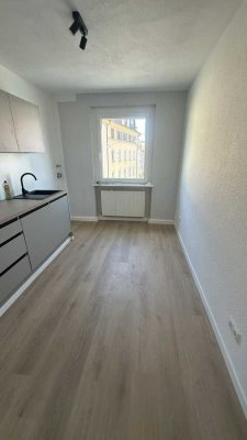 Stilvoll renovierte 3-Zimmer-Wohnung mit Balkon in zentraler Lage der Zellerau