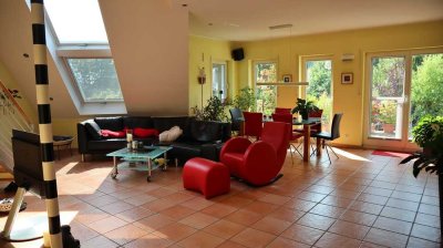 WUNDERBARES MODERNES 2-FAMILIENHAUS MIT POOL IN KORSCHENBROICH-PESCH!