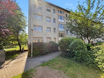Komfort trifft Wohnqualität - Erdgeschosswohnung mit 2 Bädern und Balkon in Frankfurt am Main