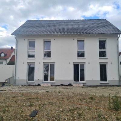 NEUBAU: Kaufen ohne Risiko, Hausbau und Grund aus einer Hand!