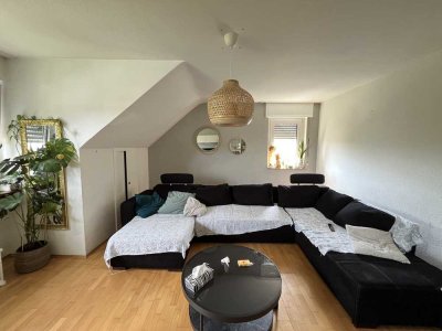 *GROßE 4 ZI WOHNUNG MIT GARTEN* - IN DÜSSELDORF ANGERMUND