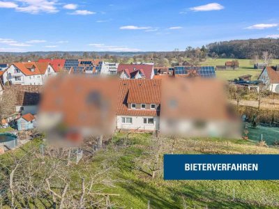 Bieterverfahren! Sanierungsbedürftiges Reihenhaus in Kirchheim/Teck-Nabern mit großem Garten