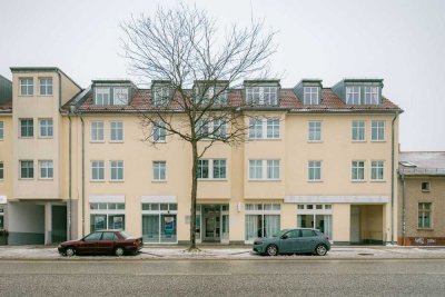 Einstieg in den Vermögensaufbau: vermietete 1,5 Zimmer Dachgeschosswohnung, TG-Stellplatz