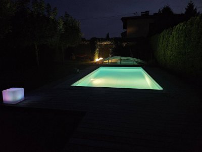 Neuwertige Doppelhaushälfte mit Gartenparadies, Pool, Sauna, im Villenviertel beim Wasserwald