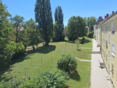 Vermietung an eine WG - 4 Zimmer Wohnung im 2. OG, nahe der Universität