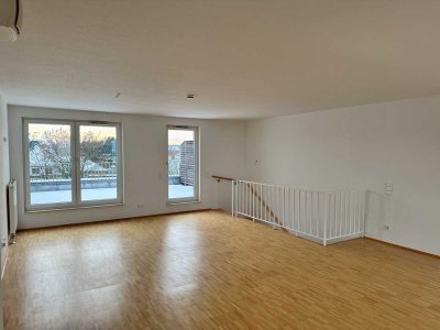 Tolle Penthouse - Wohnung (Maisonette) mit Dachterrasse in begehrter Lage von Hannover - Bemerode