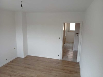 Renovierte 3-ZKB-Wohnung mit Keller und Hobbyraum