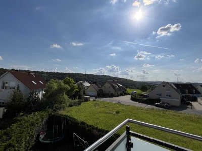 Schöne helle 4-Zimmerwohnung mit großem Balkon zu verkaufen !