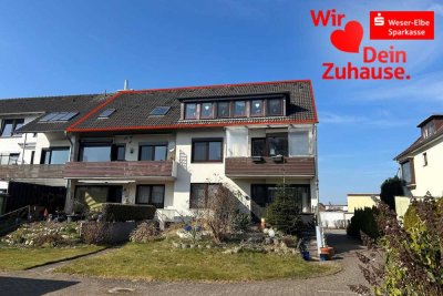 Dachgeschosswohnung - eigener Gartenteil & Garage