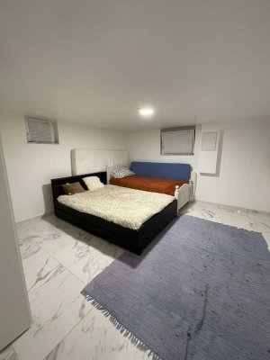 2ETW mit einbaukueche & Gartenmitbenutzung- ruhige Lage, Nähe Arboretum / Eschborn / MTZ