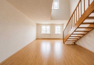 Exclusive 3,5 Raum Dachgeschoss Maisonette - Wohnung mit Balkon & 2 Dachterassen