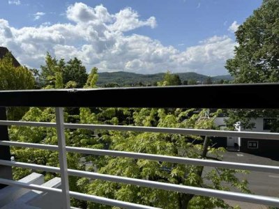 Exklusive Maisonette (110 qm) mit Dachterrasse, Garage und Stellplatz - frisch renoviert in Bestlage