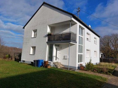 Energetisch saniertes Zweifamilienhaus