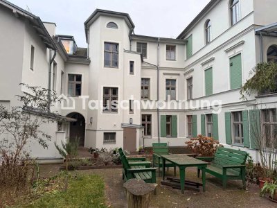 Tauschwohnung: Süße Altbau Erdgeschosswohnung mit Terrasse und Garten