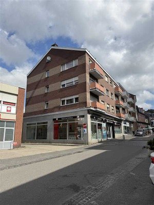 DOMINI bietet! Schöne 2 Zimmer - Wohnung mit Balkon und Wohnküche...!
