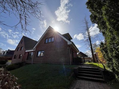 Wunderschönes Einfamilienhaus mit 6 Zimmern in Hamburg-Duvenstedt