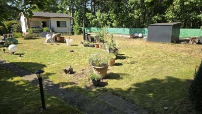 Sanierter Bungalow mit Nebengelass als Home Office am Waldrand