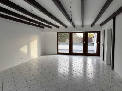 2-ZKB Dachgeschoss mit herrlichem Ausblick