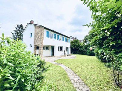 EVERNEST: 4br 2 bath detached house garage fitted kitchen fenced yard - Wiesbaden-Biebrich