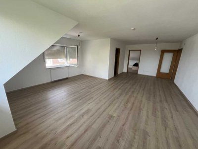 Moderne 2-Zimmer Dachgeschosswohnung