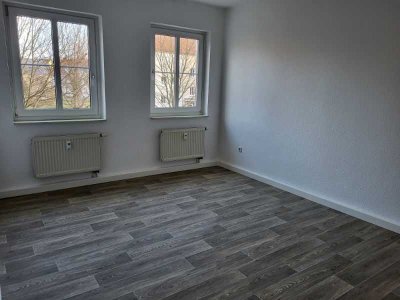 3-Raum-Wohnung mit Badewanne in Bauhausnähe