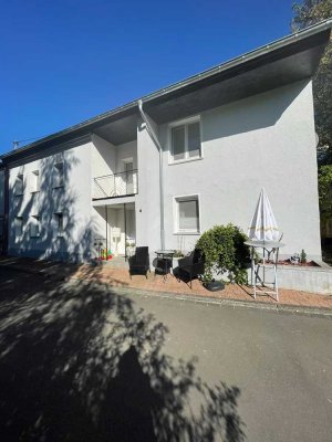 Günstiges, gepflegtes 4-Zimmer-Einfamilienhaus mit EBK in Hütterscheid