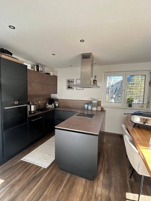 Wunderschöne und moderne 4 Zimmer Wohnung zu vermieten