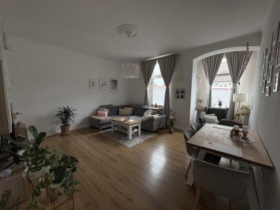 Schöne 2-Zimmer-Altbauwohnung mit Einbauküche in Soester City