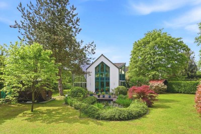Köln - Hahnwald! Einfamilienhaus mit Traumgrundstück!