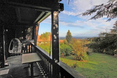 **Wunderschönes Landhaus (renovierungsbedürftig) mit historischem Charme** 2-3 WE, + Bauplatz
