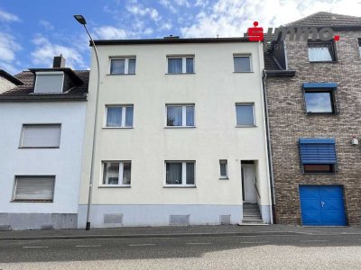 Bezugsfreies 3-Familienhaus, geeignet als Mehrgenerationenwohnen in zentraler Würselener-Wohnlage